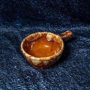 Vintage Hull Brown Drip Pottery Handled Soup Bowl – USA